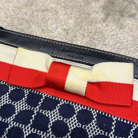 Kate Spade Chrissy Wristlet Red/White and blue w/ bow (no strap) - Picture 3 of 13